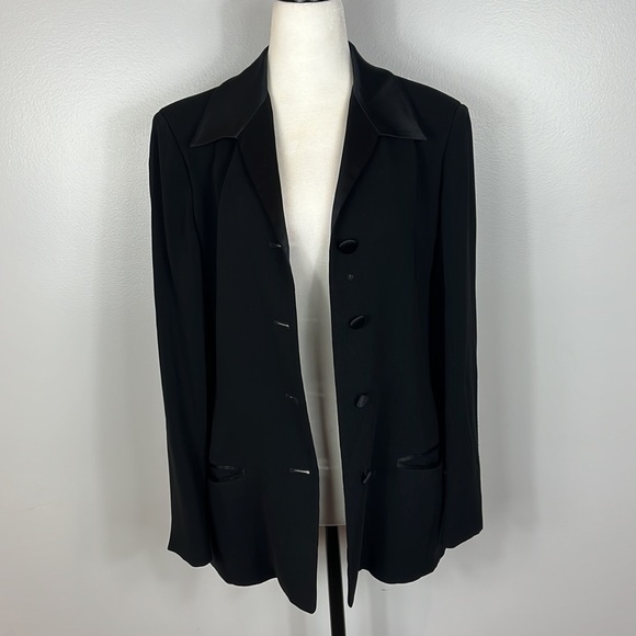 Emanuel Ungaro Vintage Black Blazer with Black Silk Collar and Buttons - Picture 9 of 14
